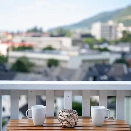 Privat Rom I Koselig Bergenshus Quarto em Acomodações Particulares *